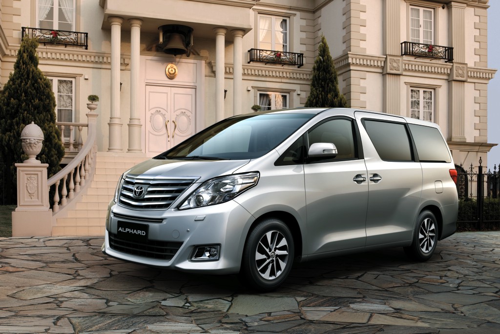 7-Seater Executive Minivan